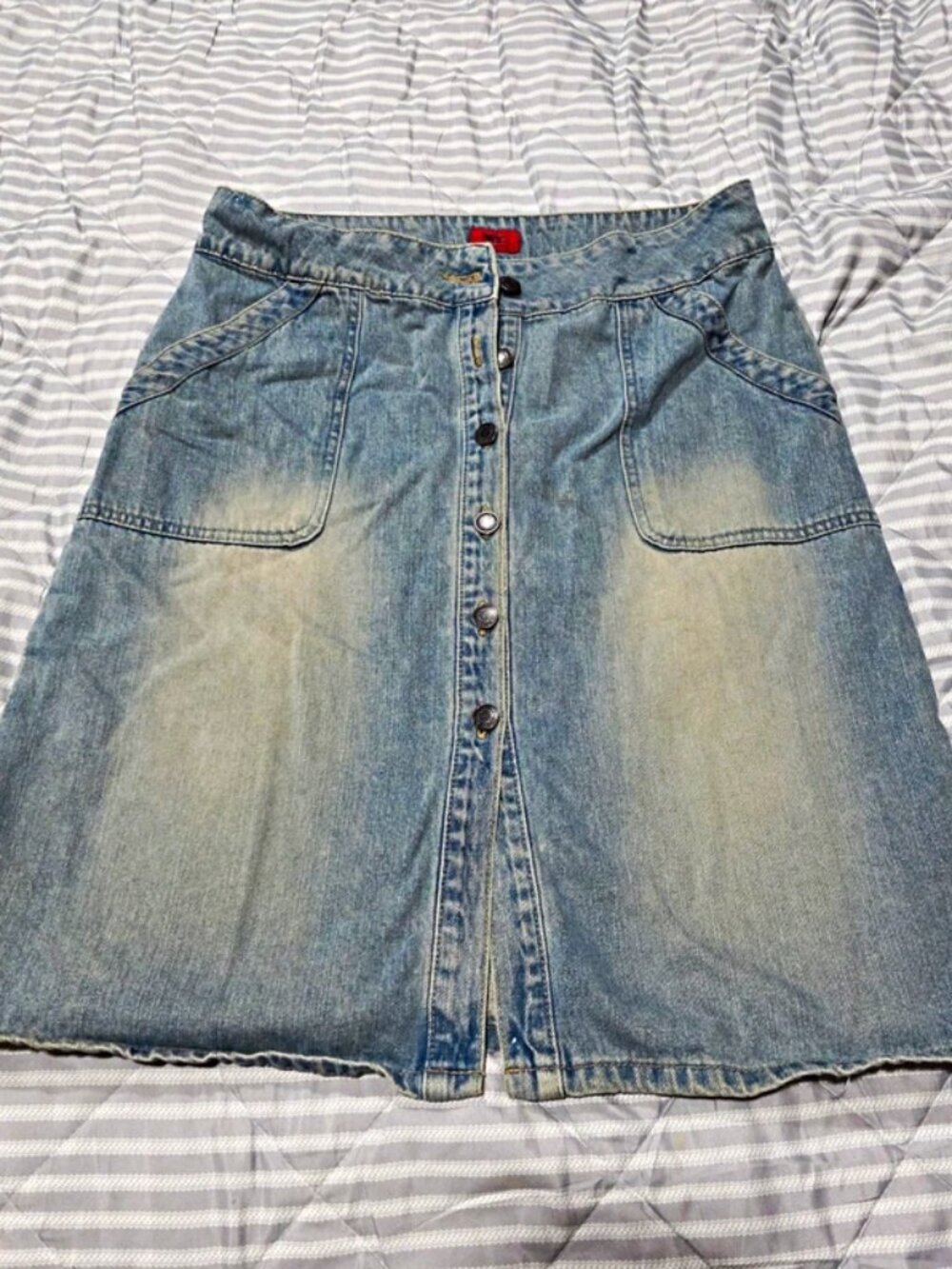 Women’s Vintage Button Front Denim Skirt Light Wash A-Line Midi